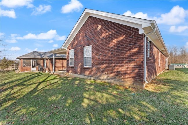 17 Old Capital Rdg Ne, Home with 3 bedrooms, 2 bathrooms and null parking in Corydon IN | Image 30