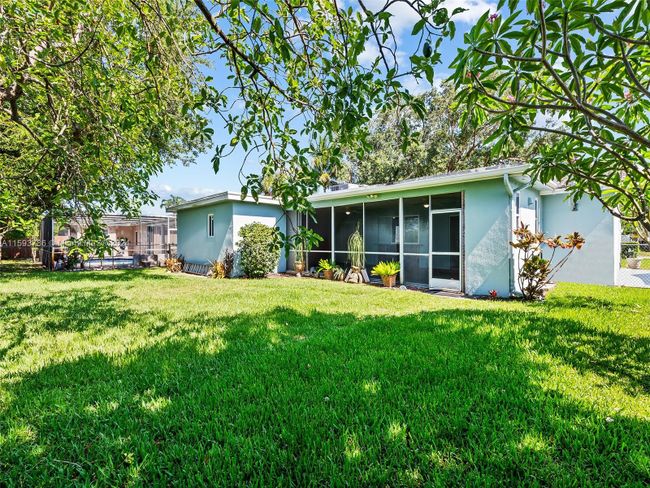 5501 Garfield St, House other with 3 bedrooms, 2 bathrooms and null parking in Hollywood FL | Image 22