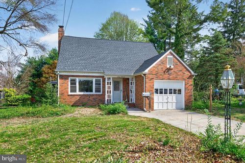 714 Chestnut Ave, LAUREL SPRINGS, NJ, 08021-2017 | Card Image