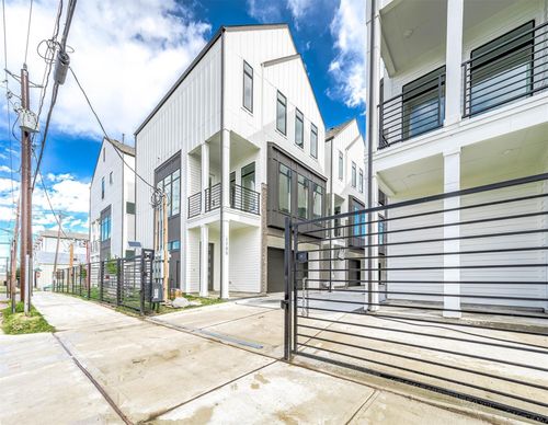 1711 Milby St, Houston, TX, 77003-1469 | Card Image