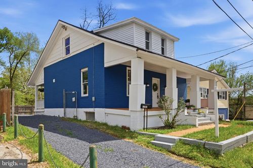 1101 N Royal Avenue N, FRONT ROYAL, VA, 22630 | Card Image