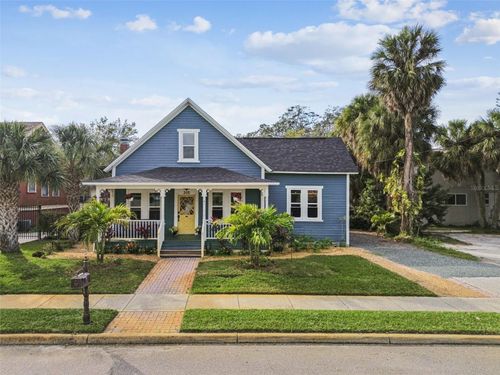 305 Grand Blvd, TARPON SPRINGS, FL, 34689-3215 | Card Image