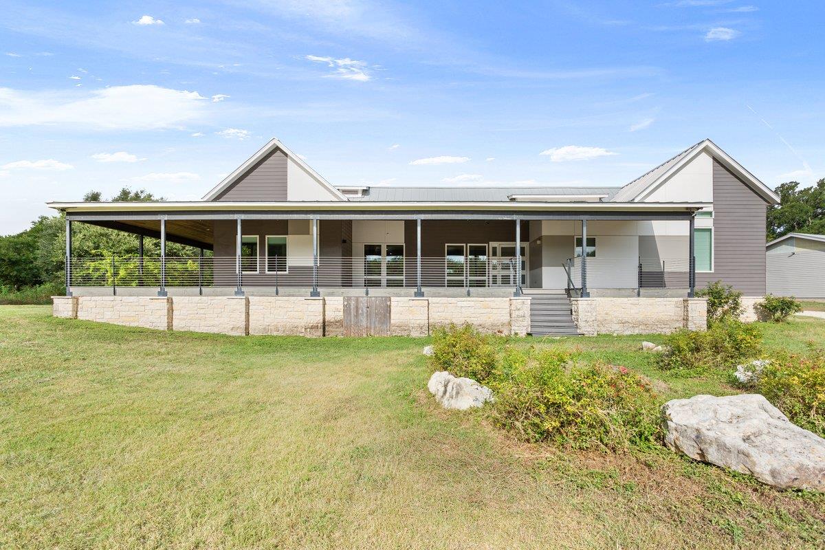 Farm in Hutto 4