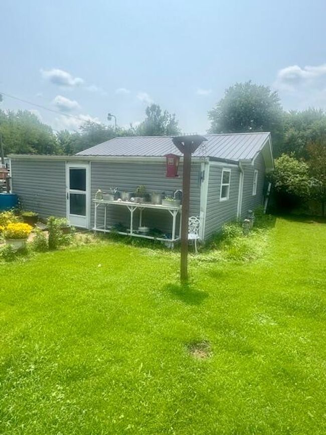 92 Spring Meadow Cir, House other with 4 bedrooms, 2 bathrooms and null parking in Campbellsville KY | Image 37