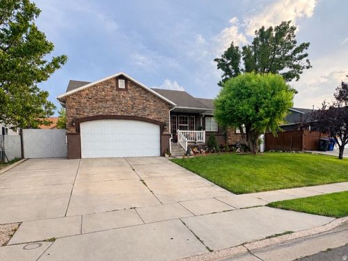 8031 W Danbury Dr, Magna, UT, 84044-2262 | Card Image
