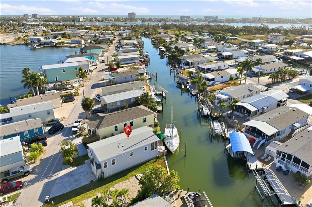 Residential in FORT MYERS BEACH 2