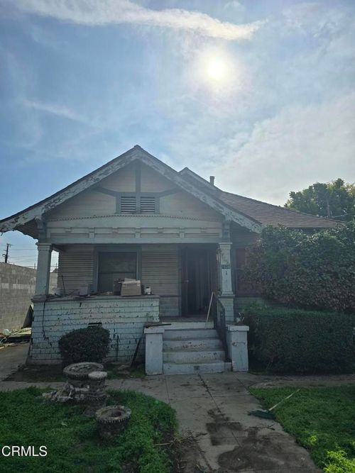 1020 W 42nd Pl, Los Angeles, CA, 90037-2422 | Card Image