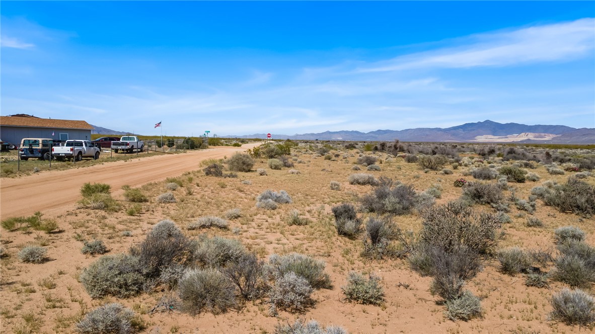 Land in Golden Valley