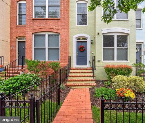 814 3rd St Se, WASHINGTON, DC, 20003-3443 | Card Image