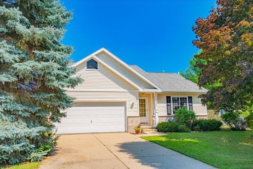 933 Vista Ridge Drive, Mount Horeb, WI, 53572 | Card Image