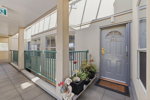 301-20680 56 Ave, Langley, BC, V3A3Z1 | Card Image