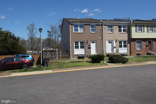 2915 Pheasant Ln, WOODBRIDGE, VA, 22191-4621 | Card Image