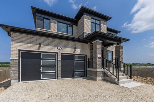 36 Legacy Cir, Wasaga Beach, ON, L9Z0L8 | Card Image