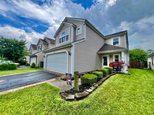 6871 Manor Crest Ln, Canal Winchester, OH, 43110-7806 | Card Image
