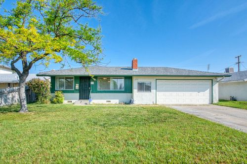 51 San Jose Ave, Clovis, CA, 93612-2540 | Card Image