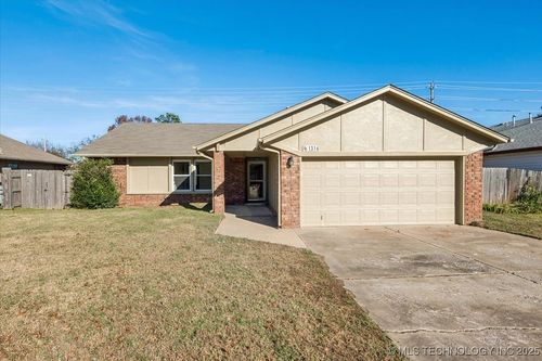 1314 W Orlando St, Broken Arrow, OK, 74011-1840 | Card Image