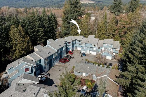 5-822 Gibsons Way, Gibsons, BC, V0N1V7 | Card Image