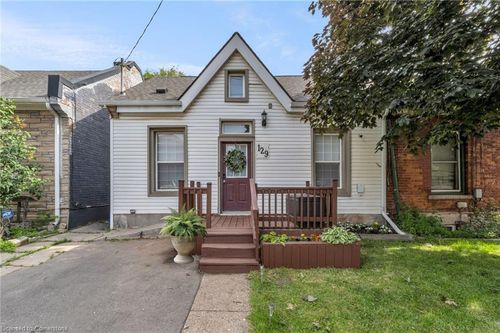 129 Birge St, Hamilton, ON, L8L3L6 | Card Image