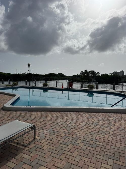 315-1160 N Federal Hwy, Fort Lauderdale, FL, 33304-1412 | Card Image