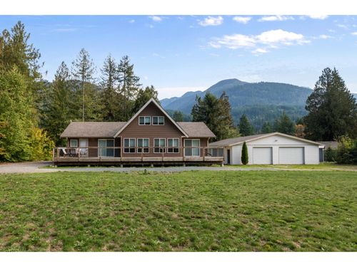 26542 Reynolds Road, Hope, BC, V0X1L3 | Card Image