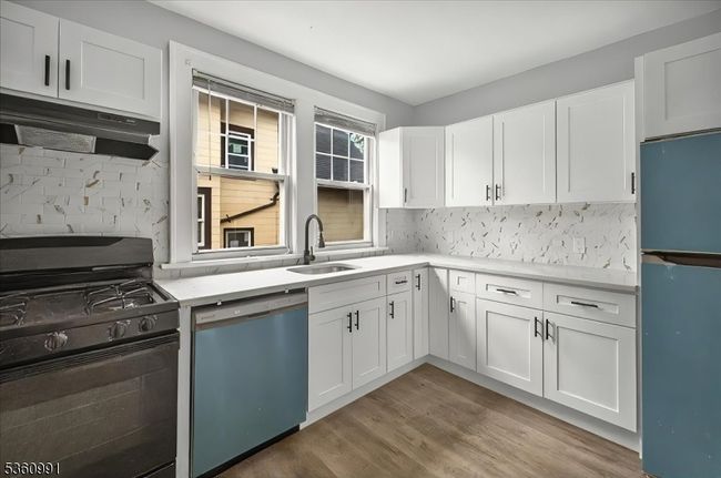 27 Berkeley Pl, Home with 7 bedrooms, 3 bathrooms and null parking in Bloomfield NJ | Image 34