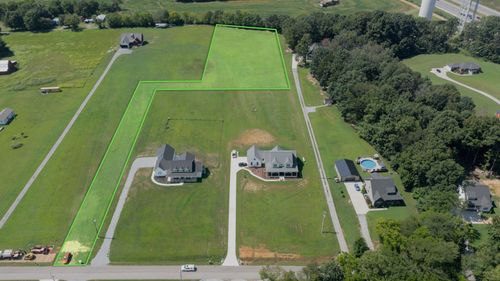 8935 Cedar Grove Rd, Cross Plains, TN, 37049-5114 | Card Image