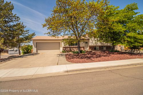 3501 N Buena Vista Avenue, Farmington, NM, 87401 | Card Image