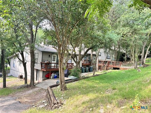 901 Hillyer St, San Marcos, TX, 78666-3135 | Card Image