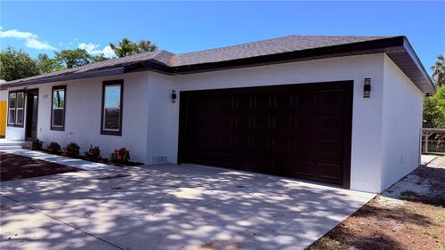 7152 Palm Ave, LEESBURG, FL, 34788-7045 | Card Image