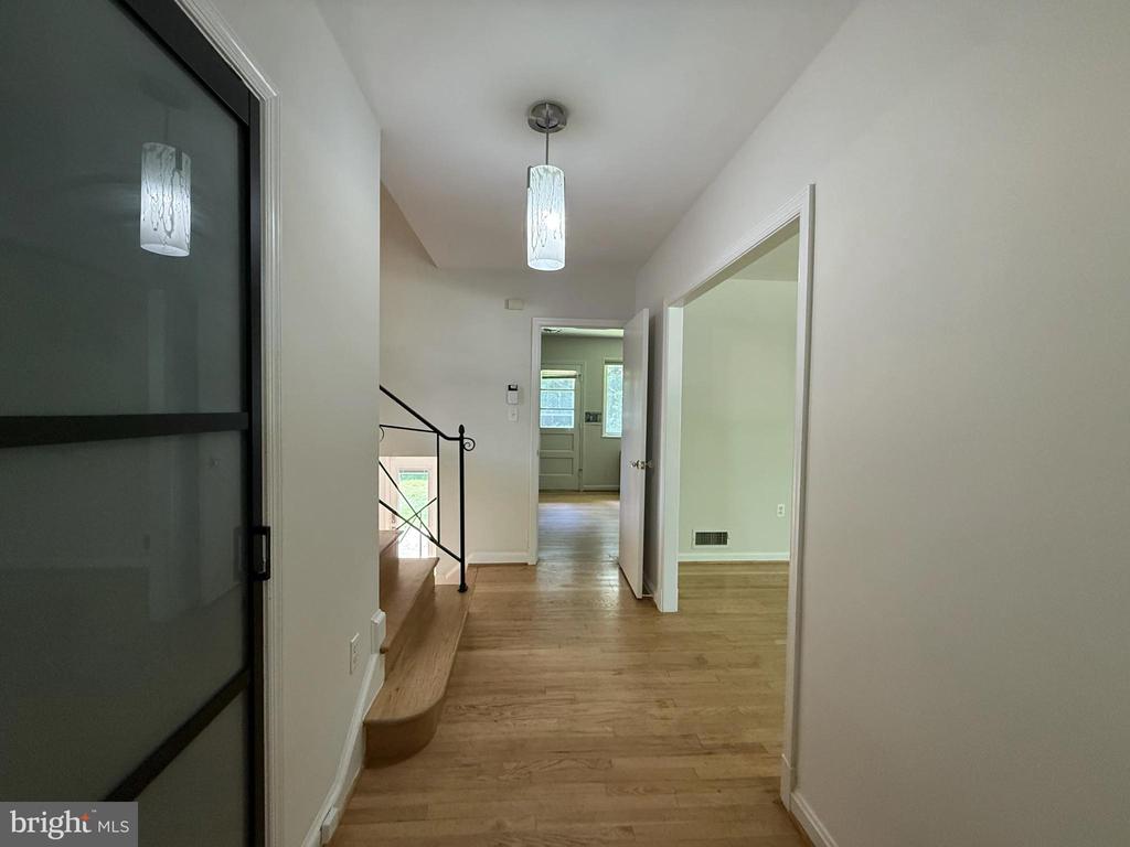 Residential Lease in BETHESDA 4