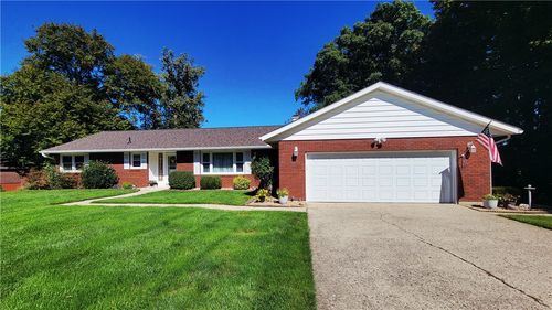 324 Oakridge Drive, Springfield, OH, 45504 | Card Image