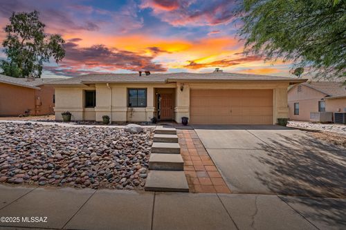 2871 W Camino De La Joya, Tucson, AZ, 85742-9226 | Card Image