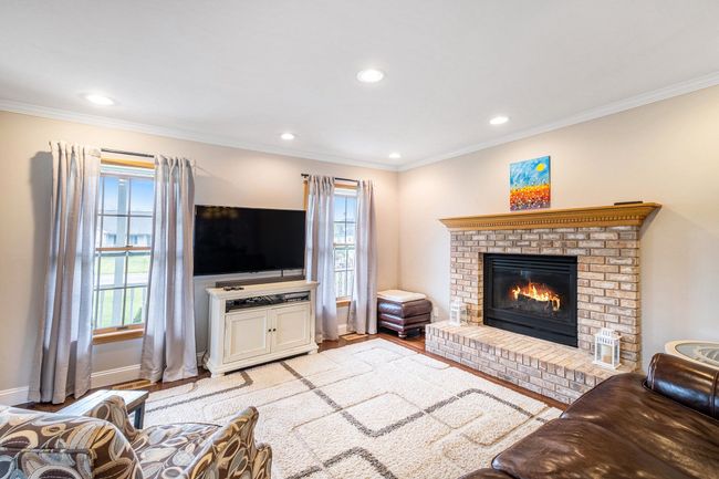 2352 Stepping Stone Pass, House other with 4 bedrooms, 3 bathrooms and null parking in Flushing MI | Image 6