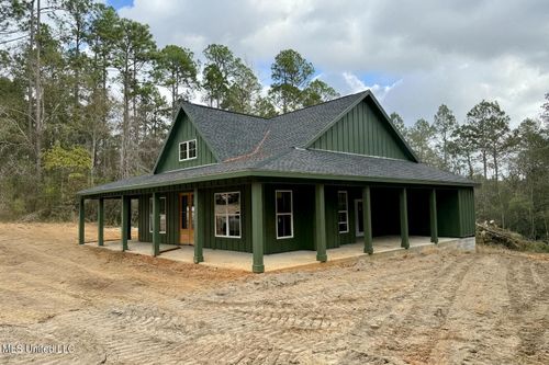 16744 Spring Lake Dr W, Vancleave, MS, 39565-8487 | Card Image