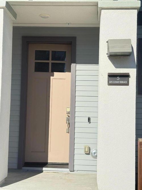unit-5-875 Cotati Ter, Sunnyvale, CA, 94085-4382 | Card Image