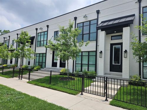 apt-302-408 Dr Martin Luther King Jr Blvd, Waxahachie, TX, 75165-3866 | Card Image