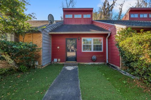 2335 Tina Dr, Tallahassee, FL, 32301-3270 | Card Image