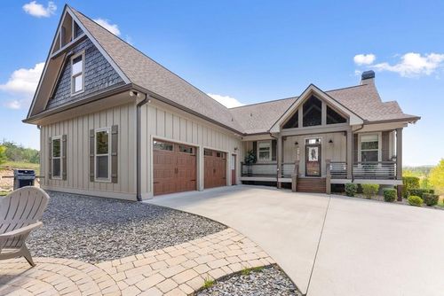 457 Big Knoll Dr, Blairsville, GA, 30512-1802 | Card Image