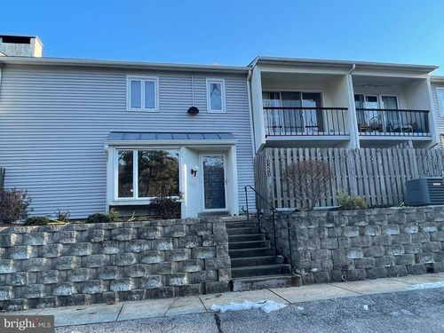 121 E Chelsea Cir, NEWTOWN SQUARE, PA, 19073-2116 | Card Image