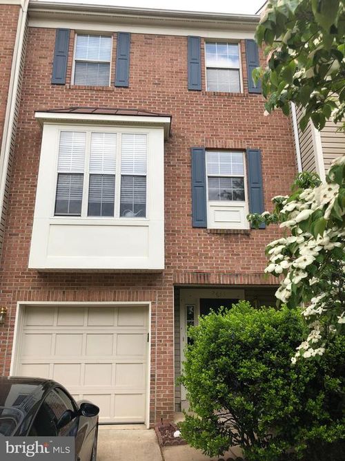 2463 Clover Field Cir, HERNDON, VA, 20171-4313 | Card Image