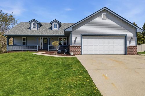 1140 Ellys Way, Slinger, WI, 53086-9340 | Card Image