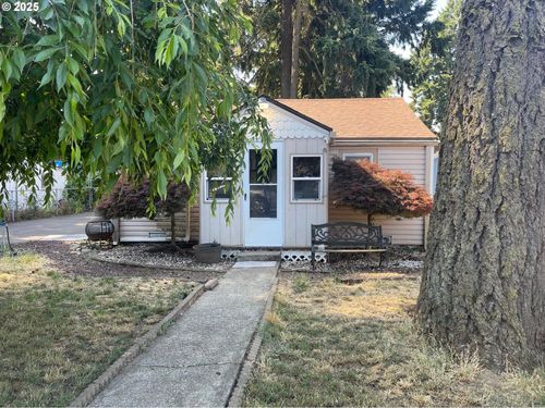 7914 Se Overland St, Milwaukie, OR, 97222-1067 | Card Image