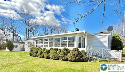 226 Independence Way, Upper Mt Bethel Twp, PA, 18343 | Card Image