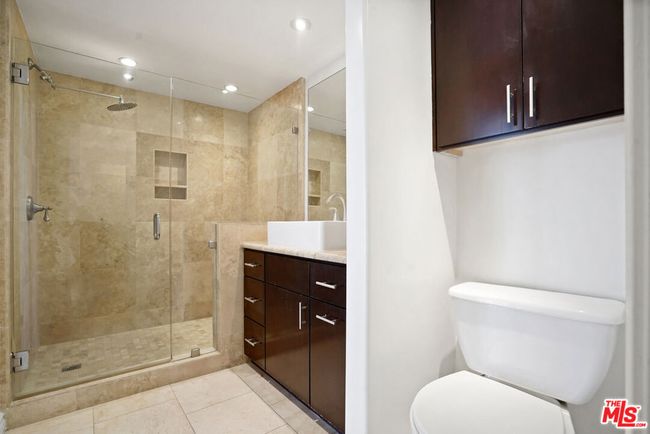 APT-802 - 880 W 1 St St, Condo with 1 bedrooms, 1 bathrooms and 1 parking in Los Angeles CA | Image 18