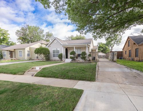 2705 Yucca Ave, Fort Worth, TX, 76111-2533 | Card Image