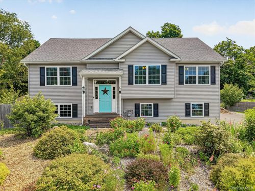 1 Bell Way, Chester, NY, 10918-1168 | Card Image