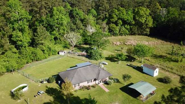 725 Cr 4364, House other with 3 bedrooms, 2 bathrooms and null parking in Spurger TX | Image 23