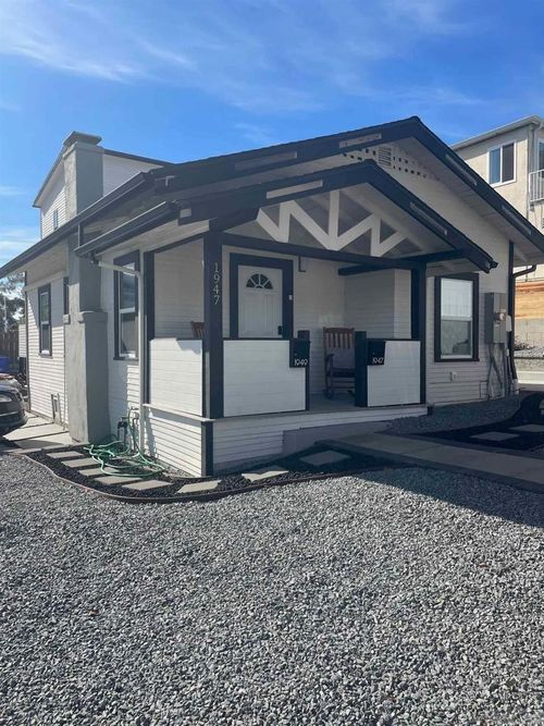 1947 Meade Ave, San Diego, CA, 92116-1040 | Card Image