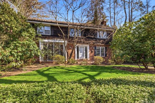 216 Clent Road, North Hempstead, NY, 11021 | Card Image