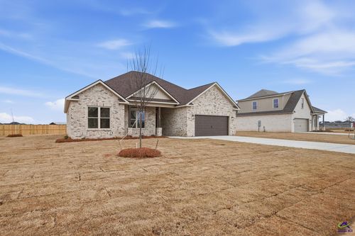 202 Farmland Circle, Perry, GA, 31069 | Card Image